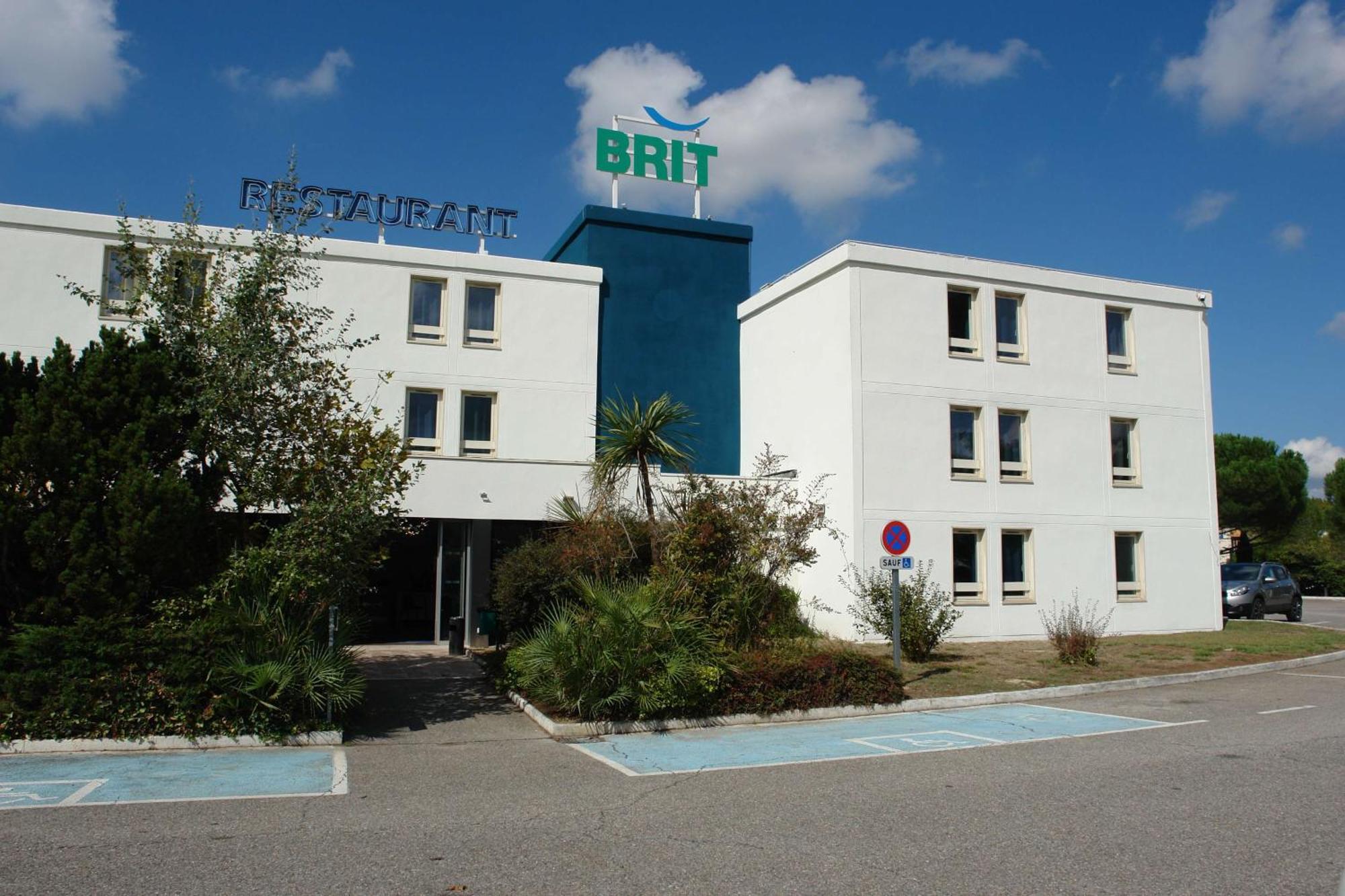 Brit Hotel Marseille Aeroport เลส์-เปนส์-มิราโบ ภายนอก รูปภาพ